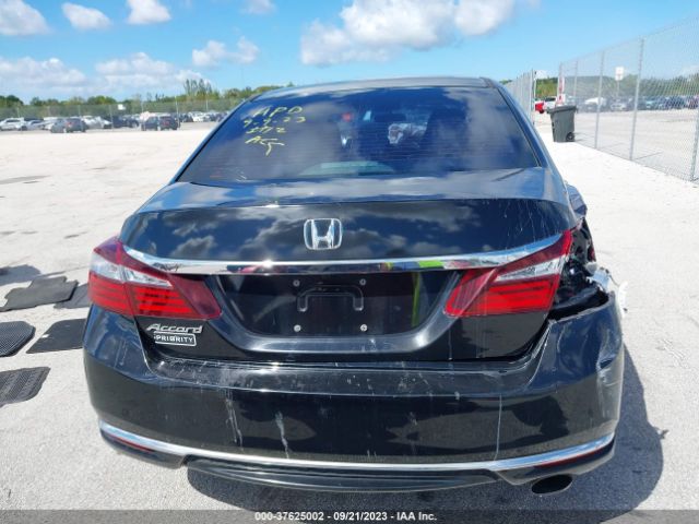 1HGCR2F39GA158441 Honda Accord Sedan Lx