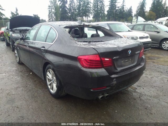 WBA5A7C5XGG144642 BMW 5 Series 528i Xdrive
