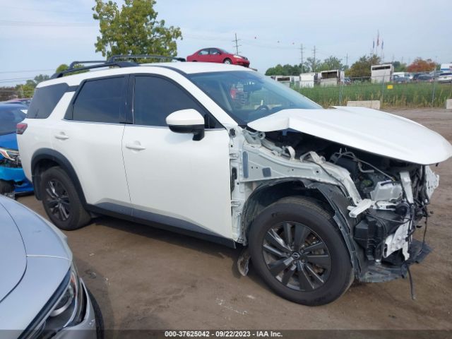 5N1DR3BC4NC246762 Nissan Pathfinder Sv