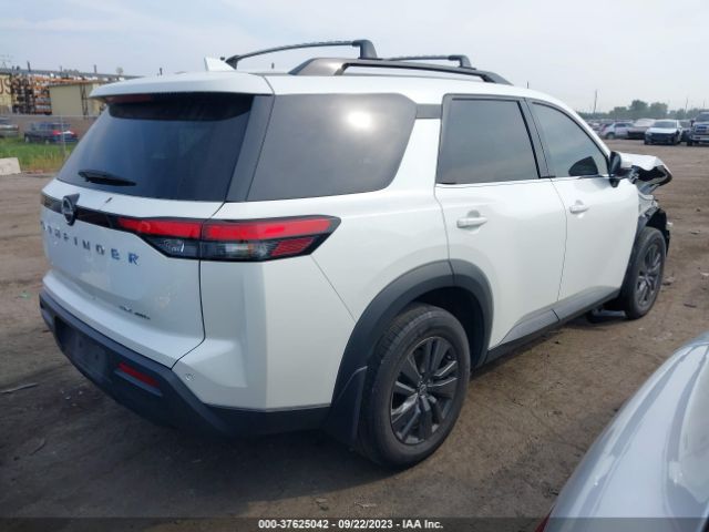 5N1DR3BC4NC246762 Nissan Pathfinder Sv