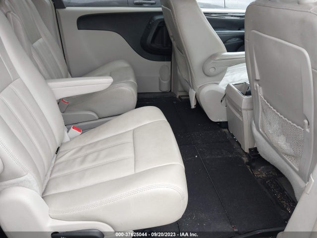 2013 CHRYSLER TOWN & COUNTRY TOURING VIN: 2C4RC1BG6DR555884