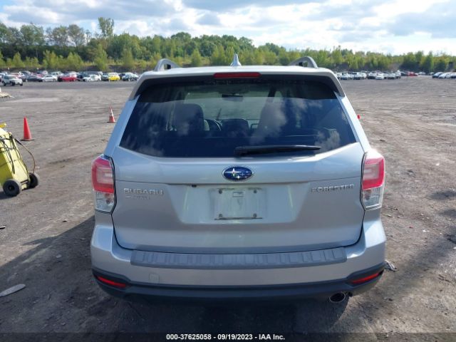 JF2SJAJC0JH418082 Subaru Forester Limited