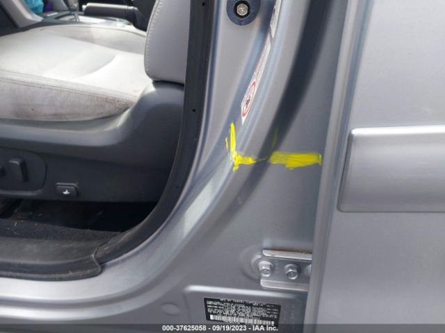 JF2SJAJC0JH418082 Subaru Forester Limited