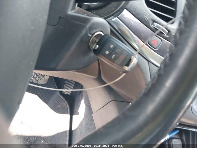 Chevrolet IMPALA LT 2015 2G1125S36F9235156 Image 11
