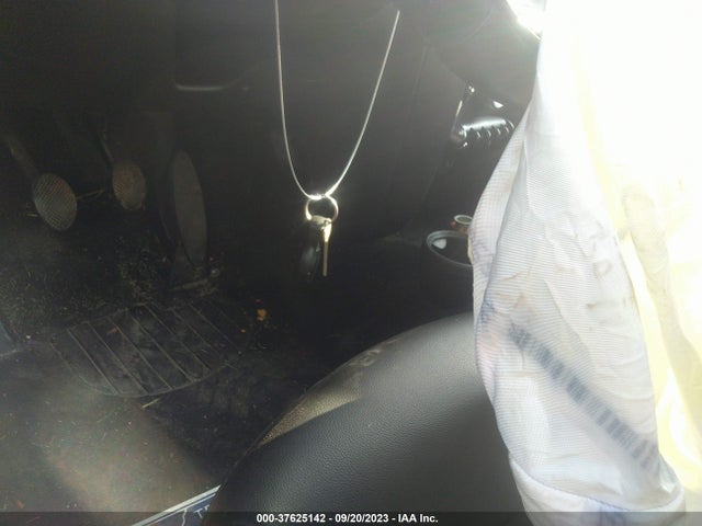 2012 MINI COOPER WMWSU3C57CT368455 Photo 10