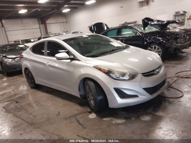 2016 5NPDH4AE8GH707095 main image