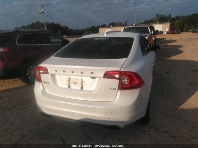 YV1612FS7E2275348 Volvo S60 T5