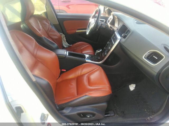 YV1612FS7E2275348 Volvo S60 T5