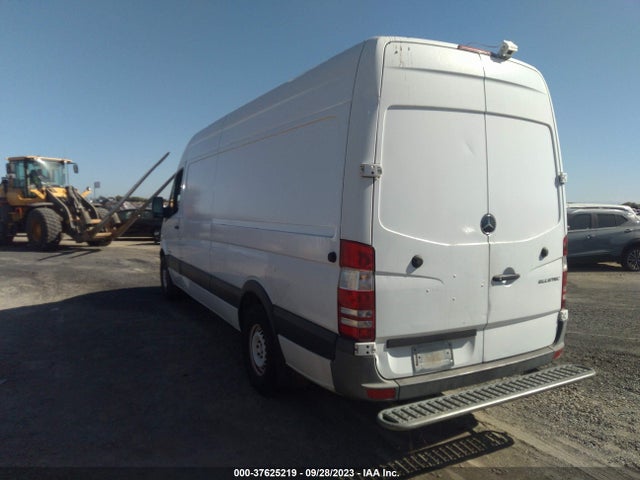 WD3PE8DE6E5895695 Mercedes-Benz Sprinter 2500 High Roof