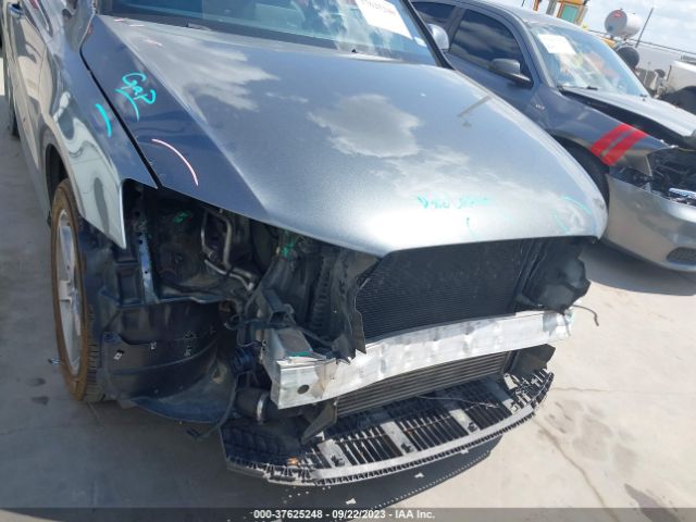 WA1BFCFS6FR014243 Audi Q3 2.0t Premium Plus