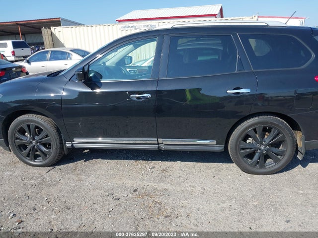 2017 NISSAN PATHFINDER PLATINUM VIN: 5N1DR2MN4HC687112