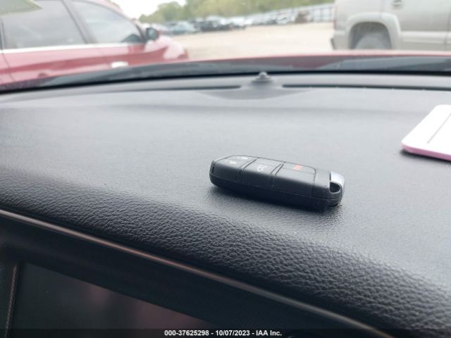 2C3CDZAG4GH300779 Dodge Challenger Sxt Plus