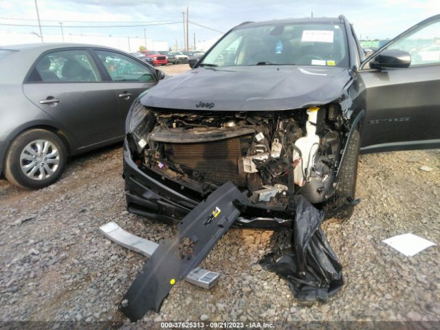 3C4NJDBB4JT399816 Jeep Compass Altitude