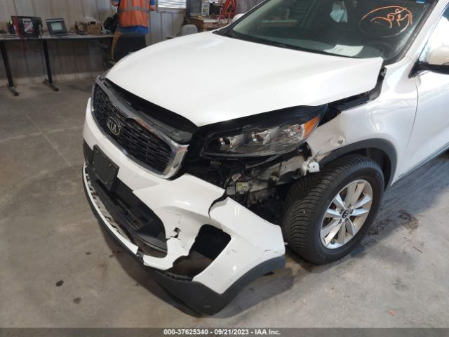 5XYPGDA52KG444537 KIA Sorento Lx V6