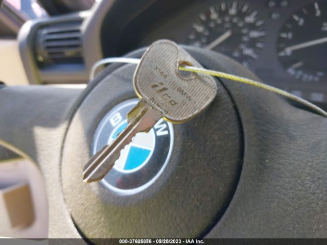 1987 BMW 325 WBABB130XH8270268 Photo 10