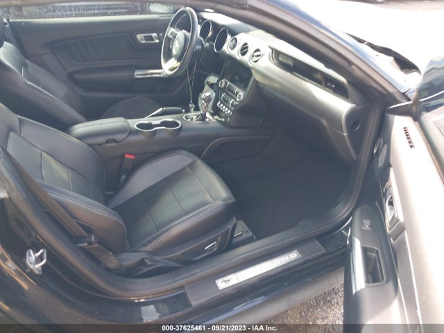 Ford Mustang Ecoboost 2019 1FATP8UH5K5141813 Image 5