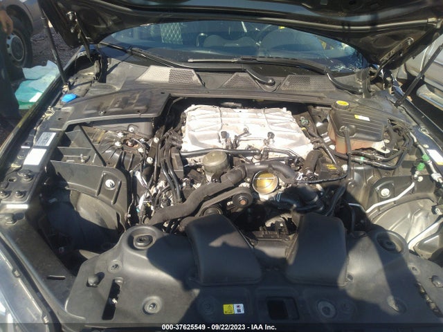 2016 JAGUAR XJ SAJWA2GE7GMW00975 Photo 9