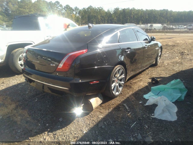 2016 JAGUAR XJ SAJWA2GE7GMW00975 Photo 3