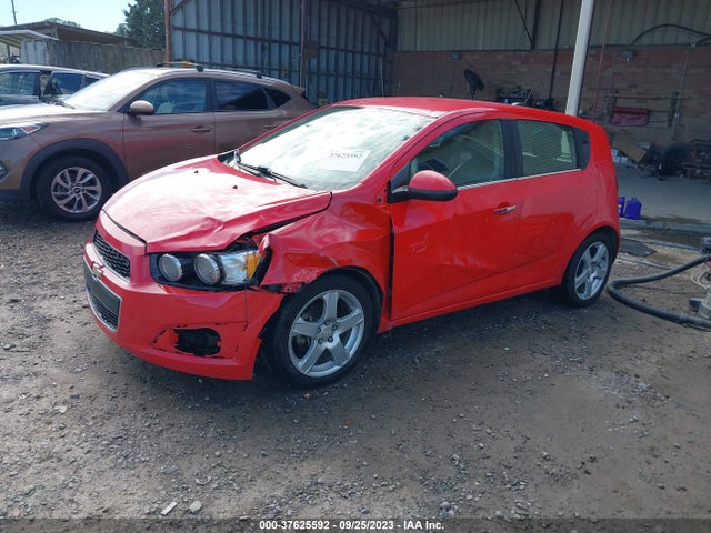 Chevrolet SONIC LTZ 2016 1G1JE6SB4G4159803 Image 2