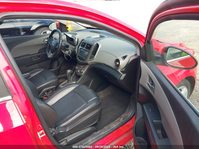 Chevrolet SONIC LTZ 2016 1G1JE6SB4G4159803 Image 5