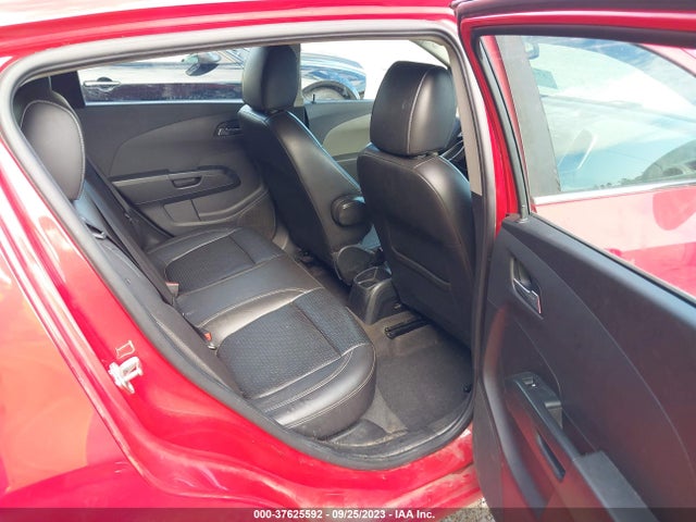 Chevrolet SONIC LTZ 2016 1G1JE6SB4G4159803 Image 8