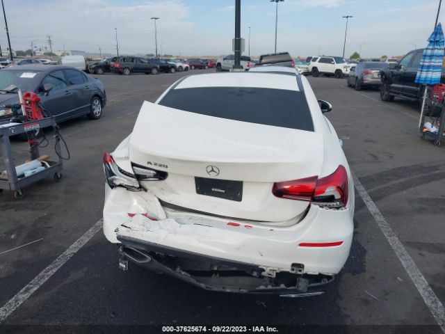 W1K3G4EB3MJ279590 Mercedes-Benz A-class A 220