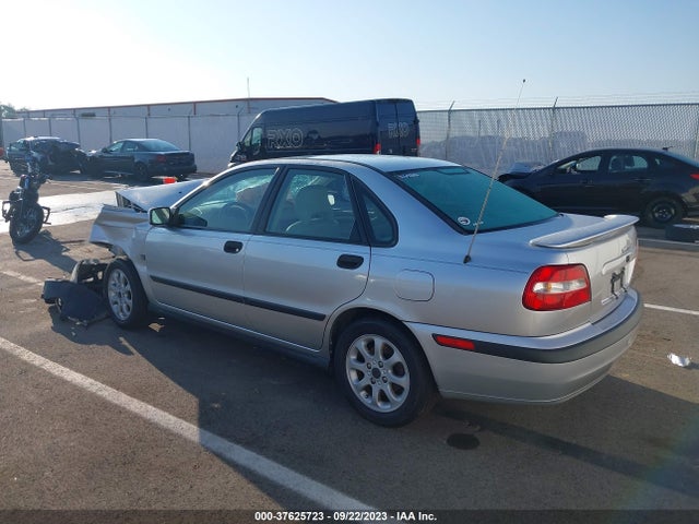 2001 VOLVO S40 A/A SR/SPORT EDITION VIN: YV1VS29551F728643