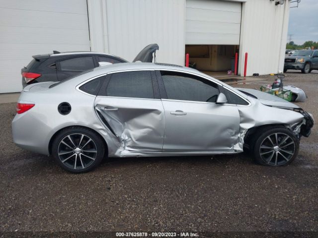 1G4PR5SK1H4106389 Buick Verano Sport Touring