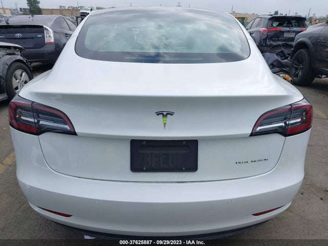 2022 Tesla 3, VIN: 5YJ3E1EB0NF238678