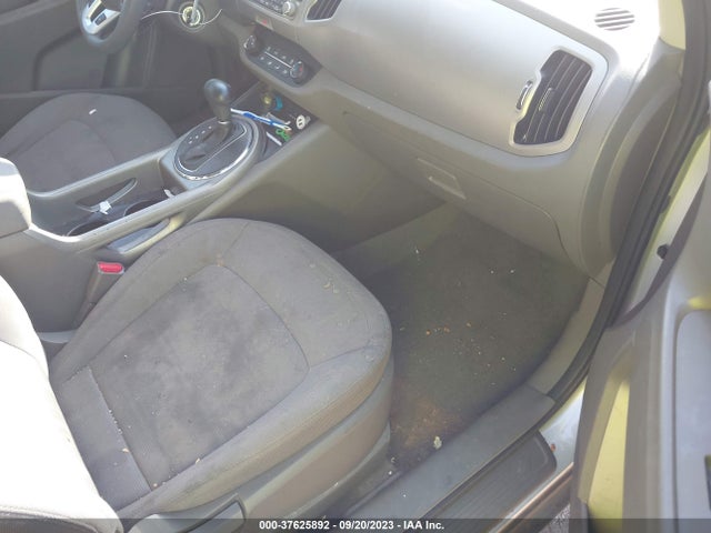 2011 KIA SPORTAGE LX VIN: KNDPBCA20B7090545