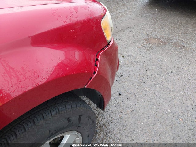 2008 FORD ESCAPE LIMITED VIN: 1FMCU94138KA80172