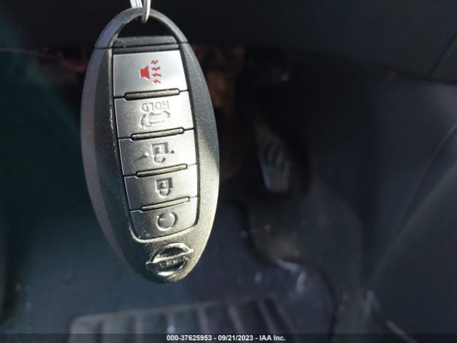 KNMAT2MT8JP548655 Nissan ROGUE SV