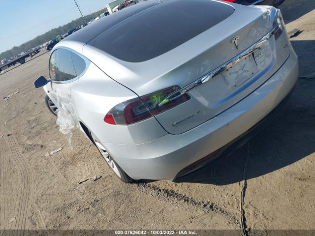 5YJSA1E2XJF270099 Tesla Model S 75d/100d/p100d