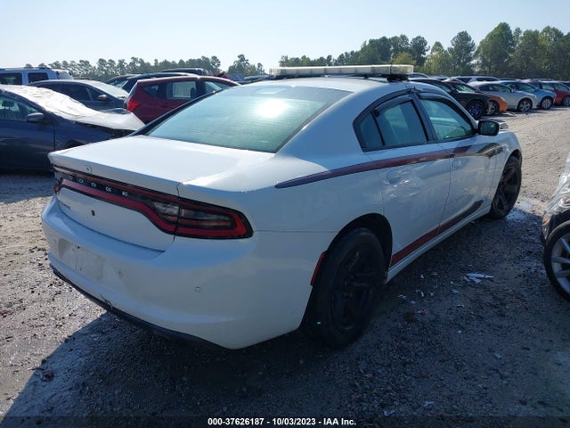 Dodge Charger Police 2017 2C3CDXAT6HH652703 Image 4