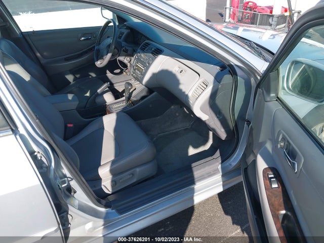 2002 HONDA ACCORD SDN EX W/LEATHER VIN: 1HGCG16522A064413