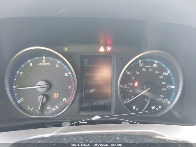 Toyota RAV4 LE 2018 JTMZFREV9JJ209263 Image 7