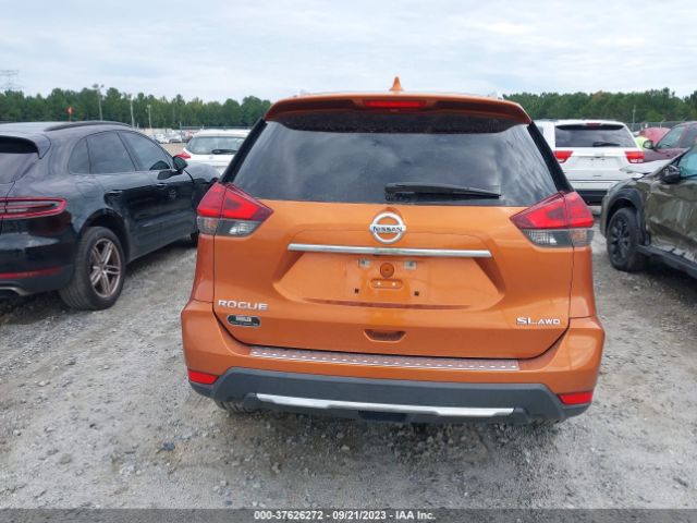 5N1AT2MV9HC757823 Nissan Rogue Sl