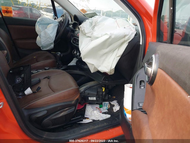 2016 FIAT 500X ZFBCFXET4GP347360 Photo 4