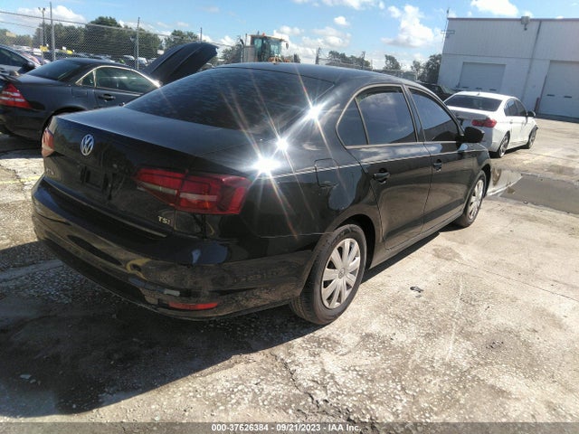3VW267AJ4GM375143 Volkswagen Jetta Sedan 1.4t S