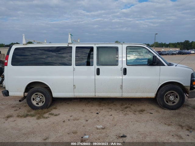 Chevrolet Express Passenger Lt 2016 1GAZGPFG9G1197201 Image 13
