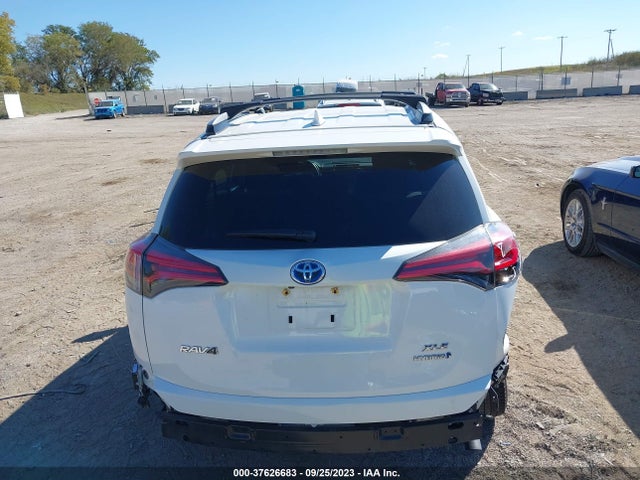 Toyota RAV4 HYBRID 2018 JTMRJREV8JD165477 Image 16