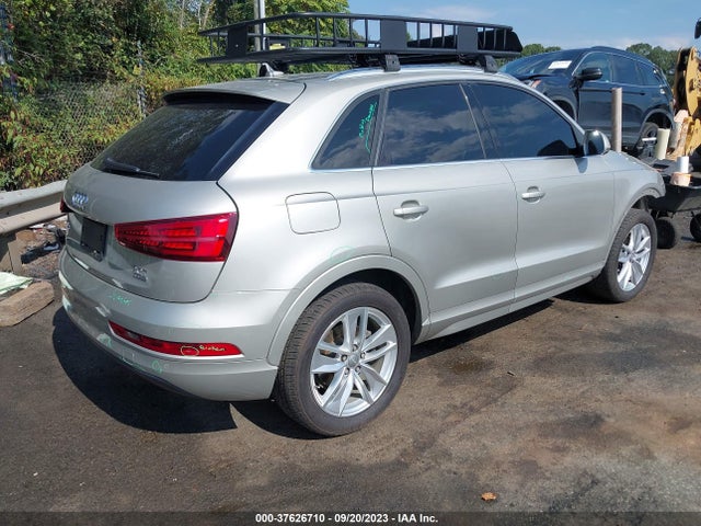 WA1EFCFS8GR021533 Audi Q3 Premium Plus