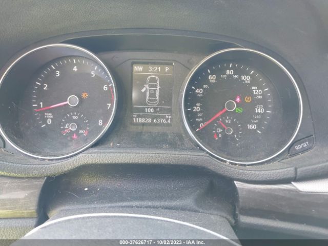 1VWBT7A31GC033449 Volkswagen Passat 1.8t Se