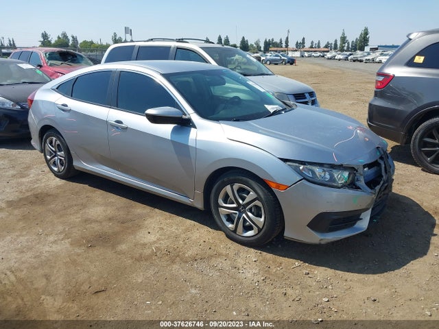 Honda Civic Lx 2018 2HGFC2F52JH542988 Image 1