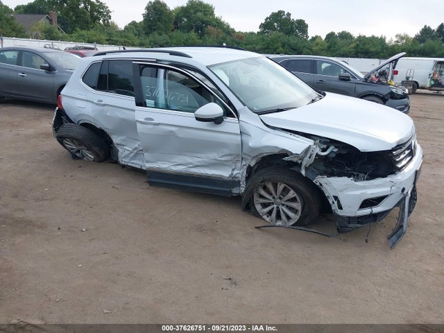 3VV2B7AX9JM153872 Volkswagen Tiguan 2.0t Sel/2.0t Se