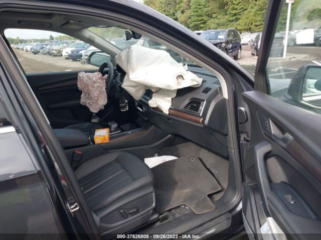 WA1BAAFYXM2084213 Audi Q5 Premium Plus