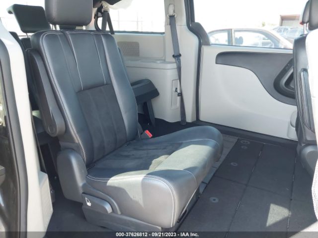 2C4RDGCG3KR618872 Dodge Grand Caravan Sxt