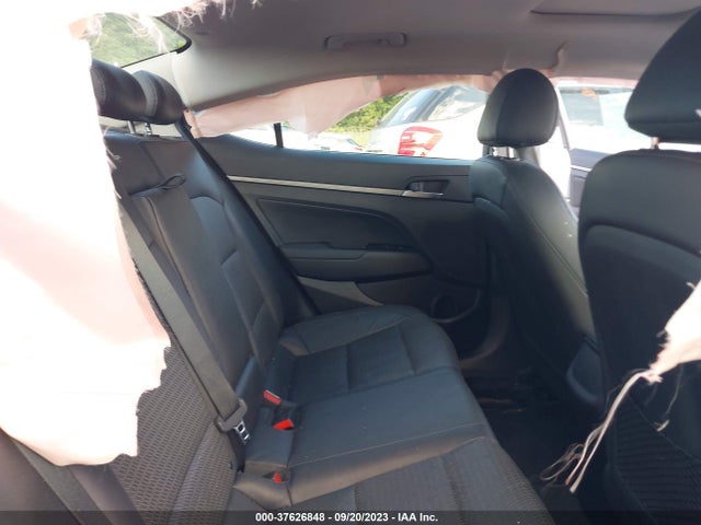 Hyundai Elantra Limited 2017 5NPD84LF4HH000907 Image 8