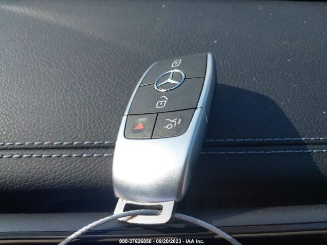 WDD3G4EB8KW020240 Mercedes-Benz A-class A 220