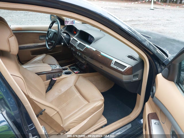 2006 BMW 7 SERIES 750LI VIN: WBAHN83576DT64070